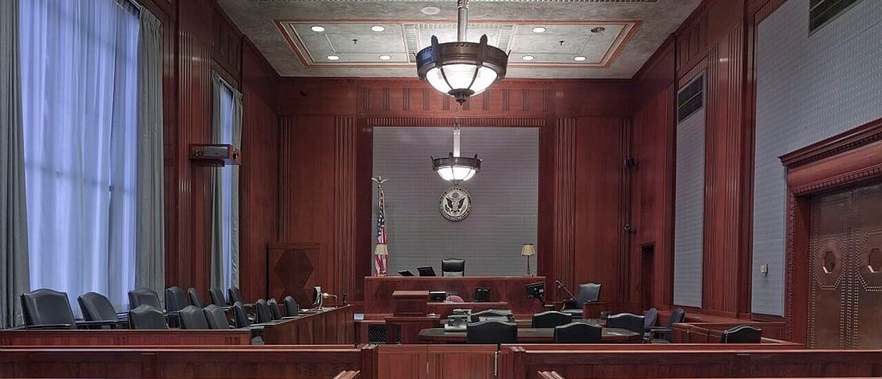 court lawyer